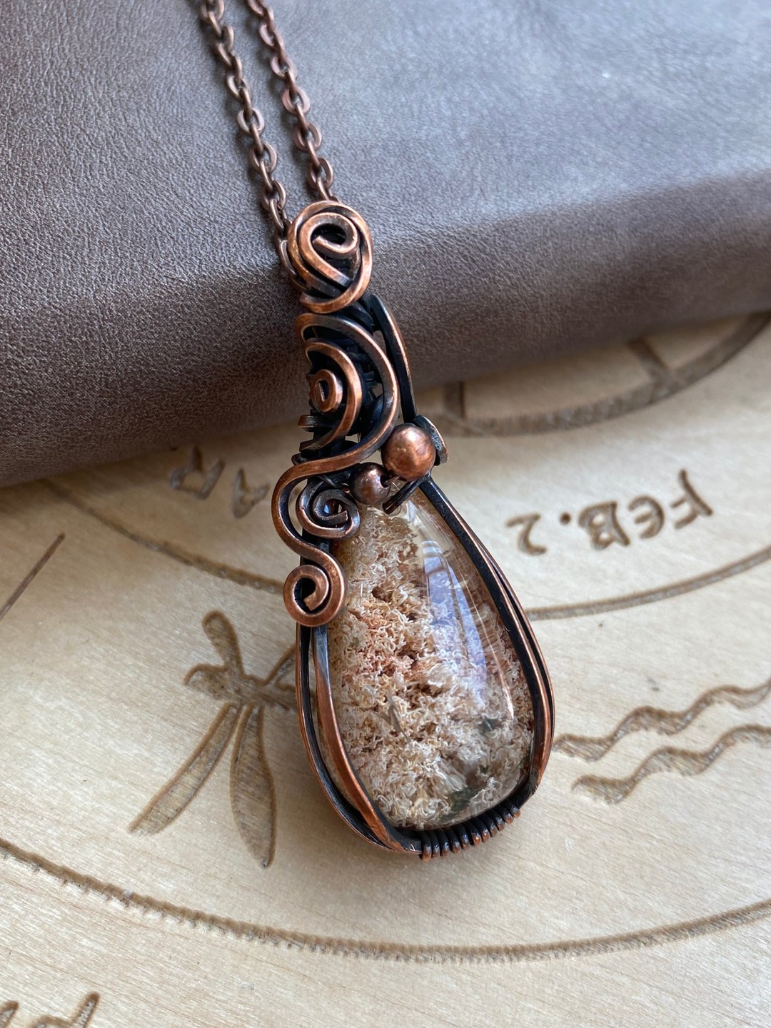 WW52 全手工编织 绕铜线 复古做旧 wire wrap 花幽灵水晶吊咀 - 项链 - 铜/黄铜 咖啡色