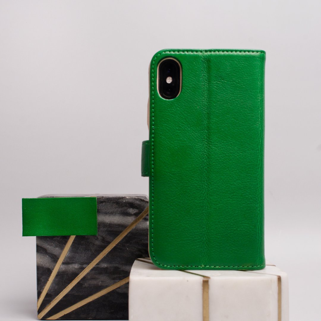 Leather iPhone wallet case for iPhone Xs/X &amp; Xs Max - Dots in Lime Green - 手机壳/手机套 - 真皮 绿色