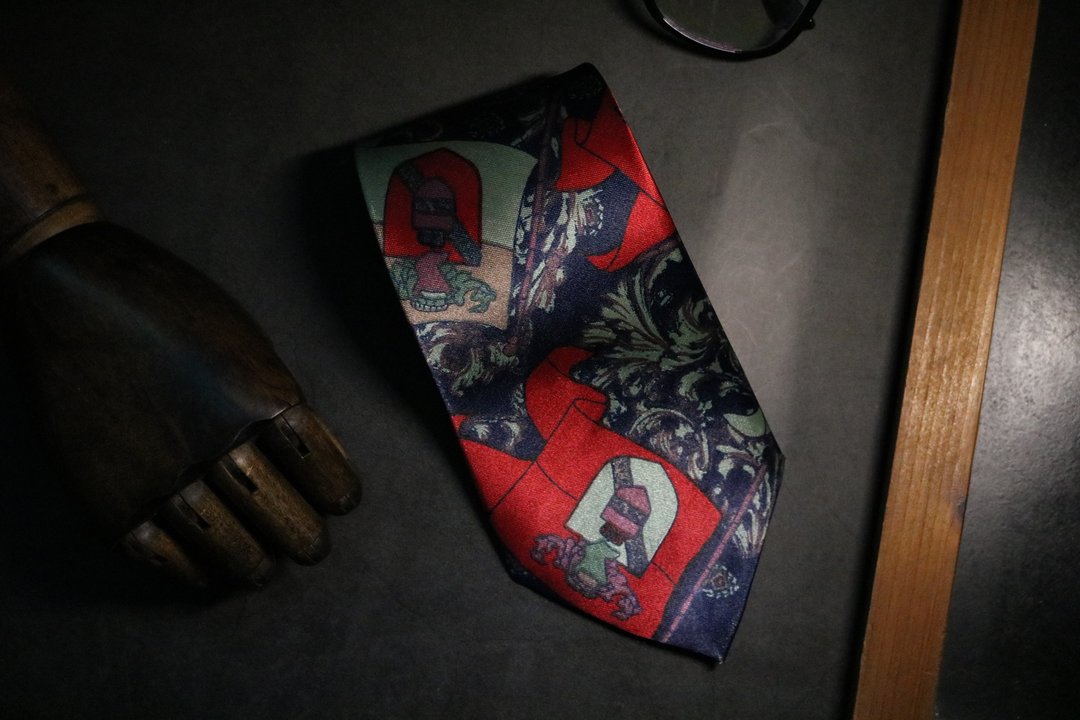 红蓝配色骑士风格领带复古花纹绅士necktie - 领带/领带夹 - 丝．绢 多色