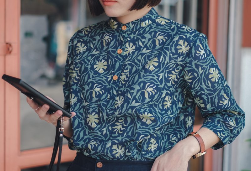 Taru 3/4袖衬衫 蓝色的 ( Blue ) - 女装上衣 - 棉．麻 蓝色