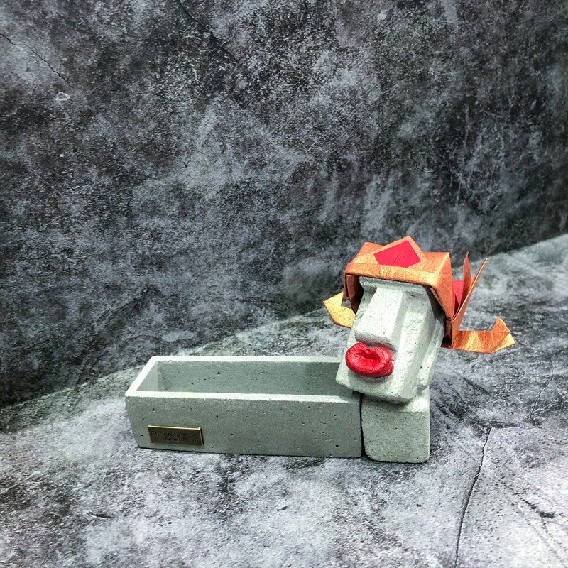 财神爷红唇版 给你靠—摩艾发票整理盒 名片盒 交换礼物 - 名片架/名片座 - 水泥 灰色