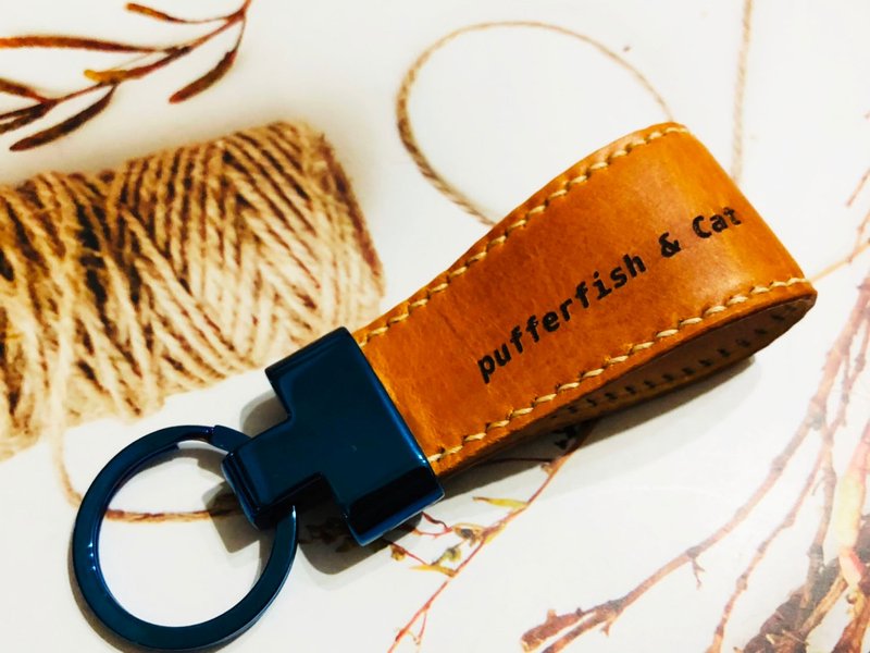 植鞣皮革质感钥匙圈 专属雷雕刻字 皮革钥匙扣 - 钥匙链/钥匙包 - 真皮 咖啡色