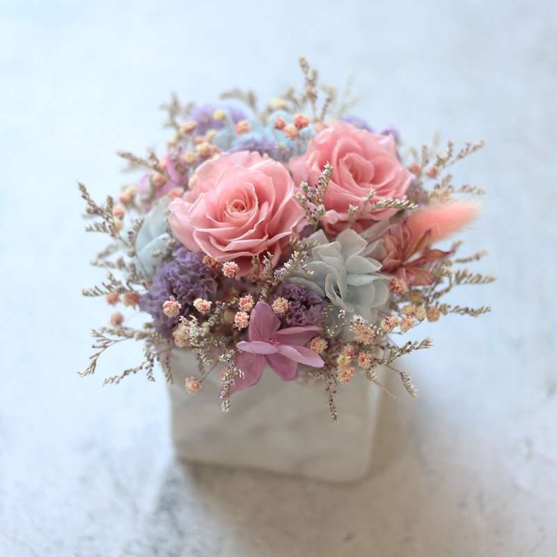 开幕贺礼 T07 桌花 办公室花礼 居家送礼 升迁花礼 居家摆设 - 植栽/盆栽 - 植物．花 