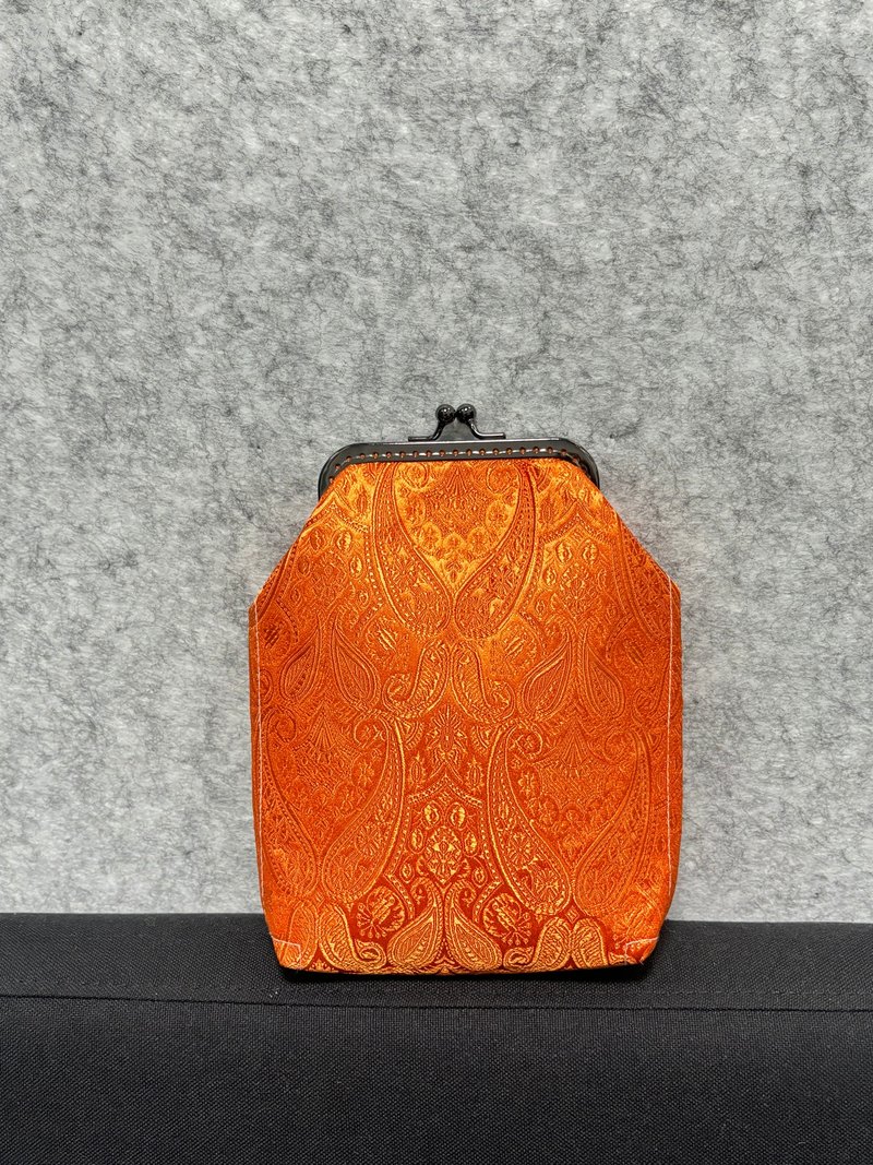 MBC 人手制 织锦腰果花 10cm 方形框 口金包 橙色 - 侧背包/斜挎包 - 棉．麻 橘色