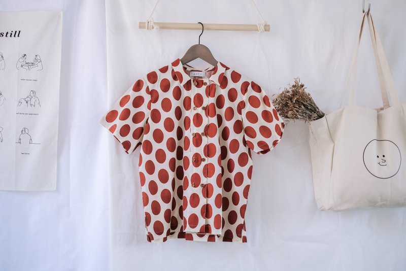 Ten Ten Top - Giraffe Dot - 女装上衣 - 棉．麻 红色