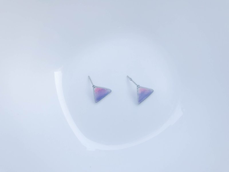 粉紫蒙雾 耳环 | 约会必备 | 耳针毕业礼物 圣诞礼物 - 耳环/耳夹 - 树脂 粉红色