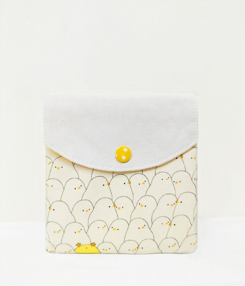 韩国小鸡布/卫生棉包/行动电源收纳 - 化妆包/杂物包 - 棉．麻 