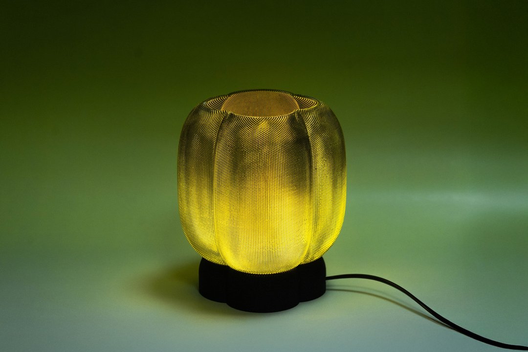 Sansan Table Lamp - 灯具/灯饰 - 塑料 