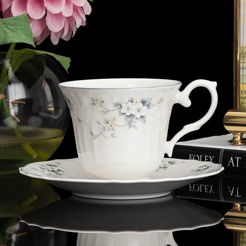 英国制Royal Doulton 1983年陶瓷下午茶红茶杯咖啡杯盘组 - 咖啡杯/马克杯 - 瓷 