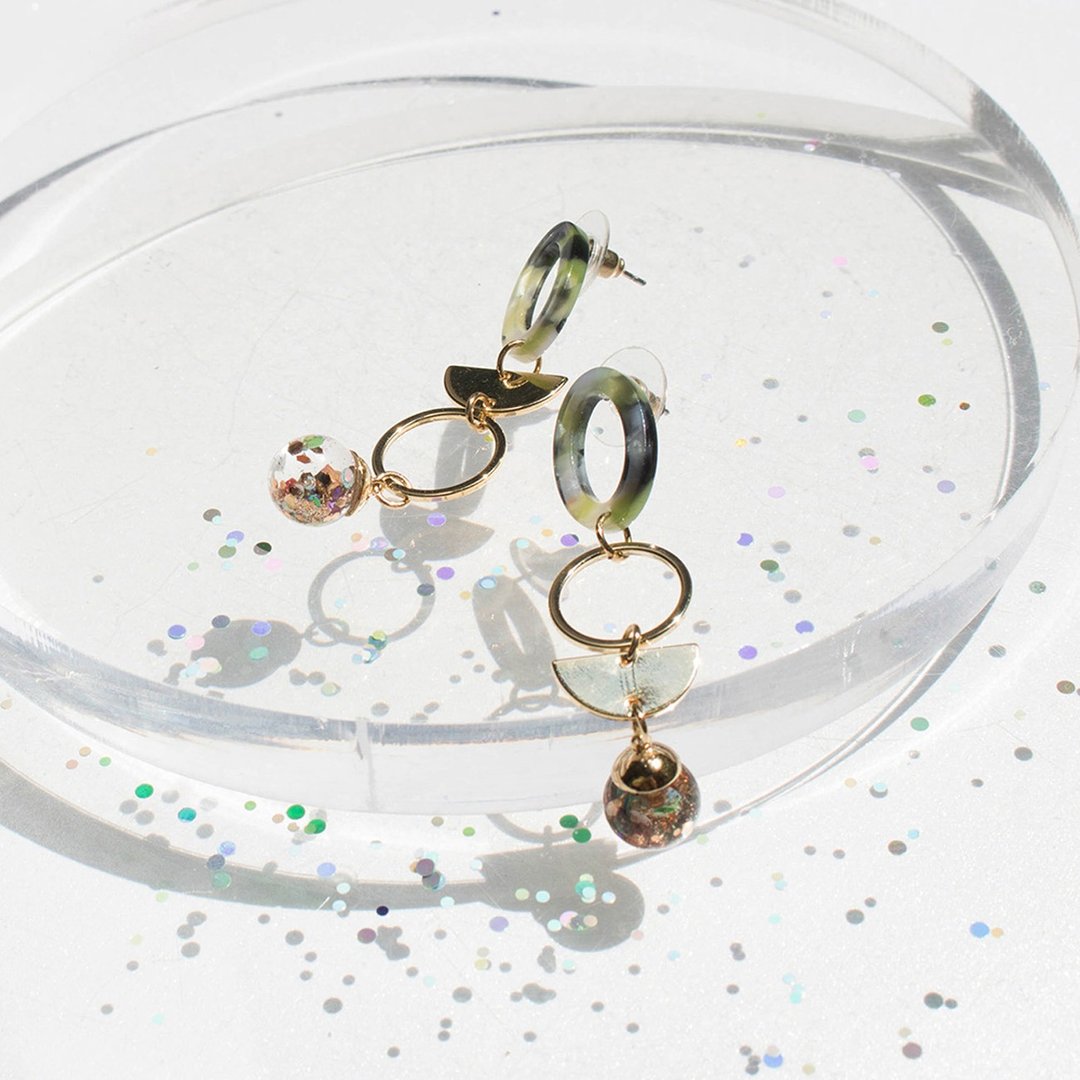 Marbling Dot Snowball Earrigs (Type 2) - 耳环/耳夹 - 玻璃 