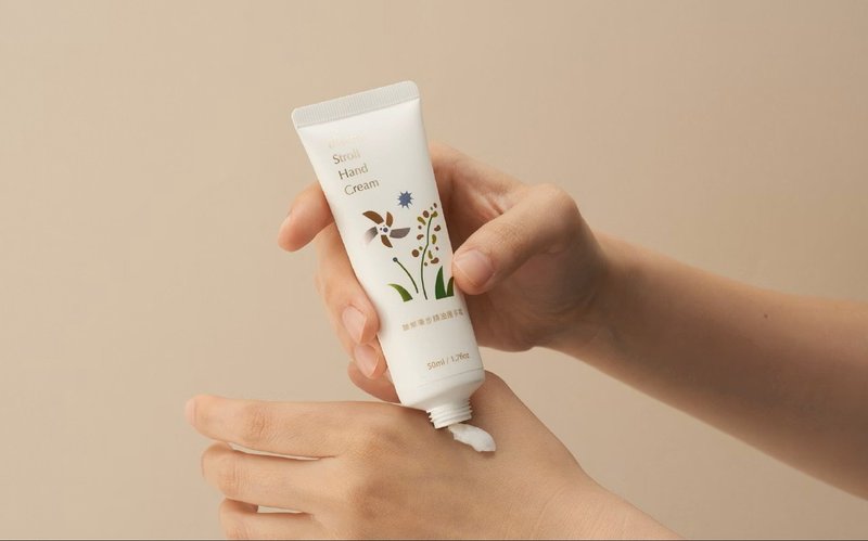 馥郁漫步精油护手霜50ml－暖甜花果香的滋润感 - 手足保养 - 精油 