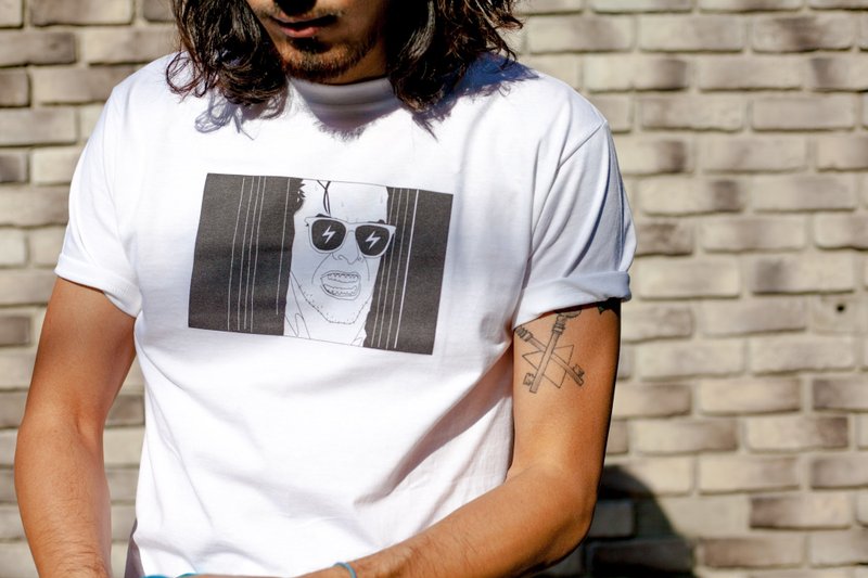 Deerhorn design / 鹿角 闪电吓人魔 T-shirt - 男装上衣/T 恤 - 棉．麻 白色