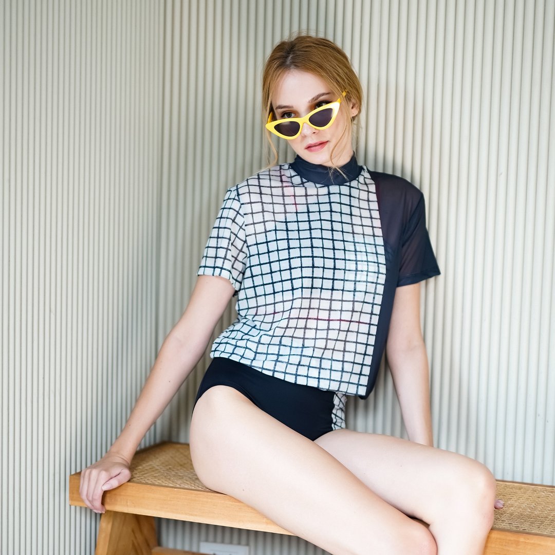 Checker Tee - 印花网眼T恤 / 泳装遮盖 - 女装 T 恤 - 聚酯纤维 多色