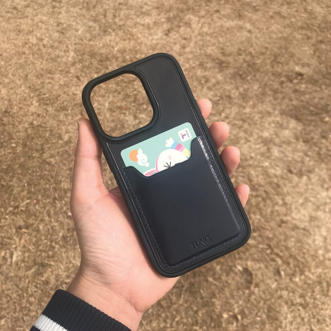 【iPhone咭位手机壳】黑色小牛皮/防摔全包覆/悠游卡套 - 手机壳/手机套 - 真皮 黑色