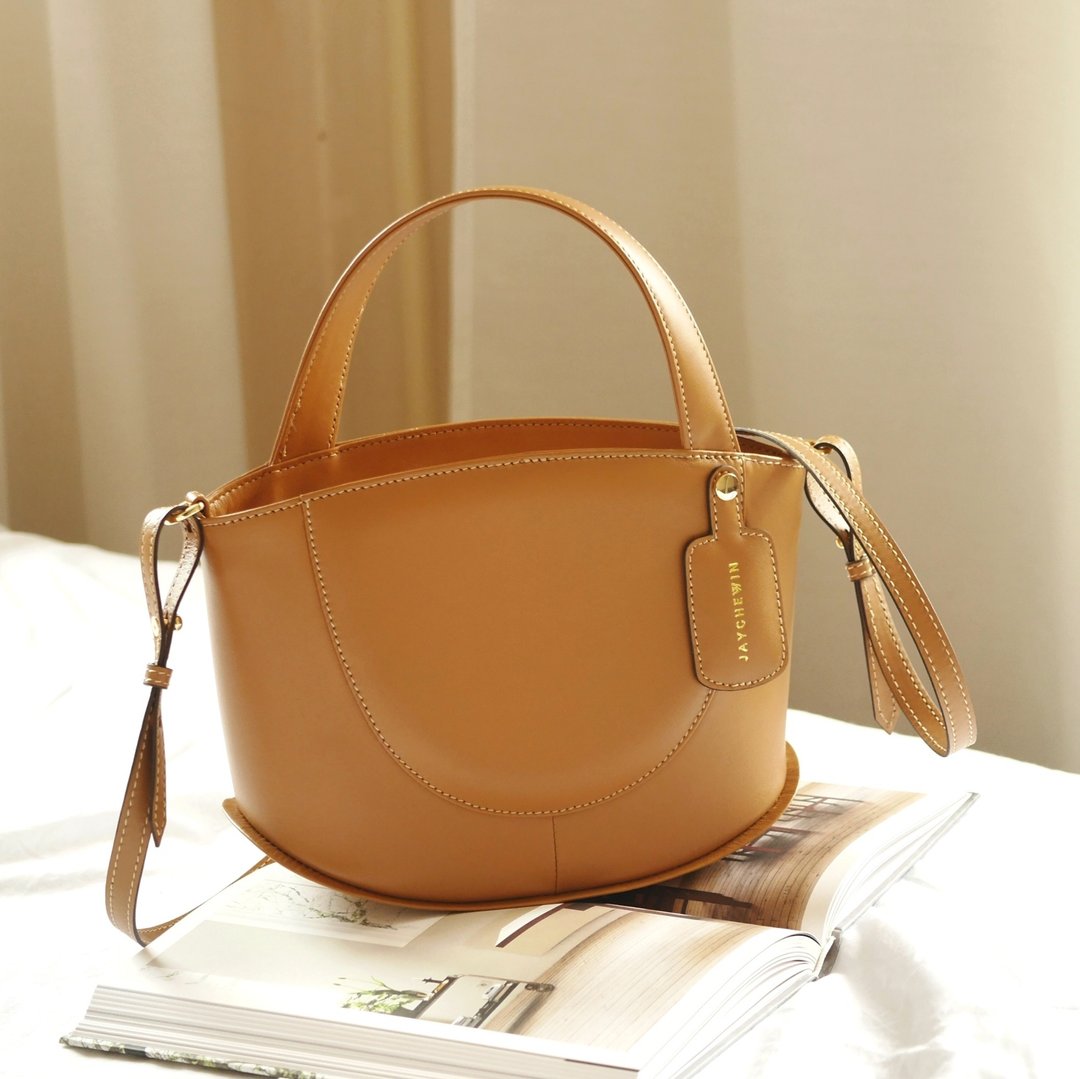 水桶包 Merry Bucket Tote - Sand Brown 浅褐色 - 束口袋双肩包 - 真皮 咖啡色