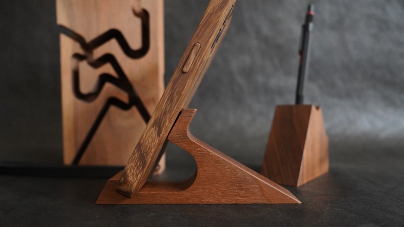 三角函数 全实木iPad平板收纳立架 - 平板/电脑保护壳 - 木头 咖啡色