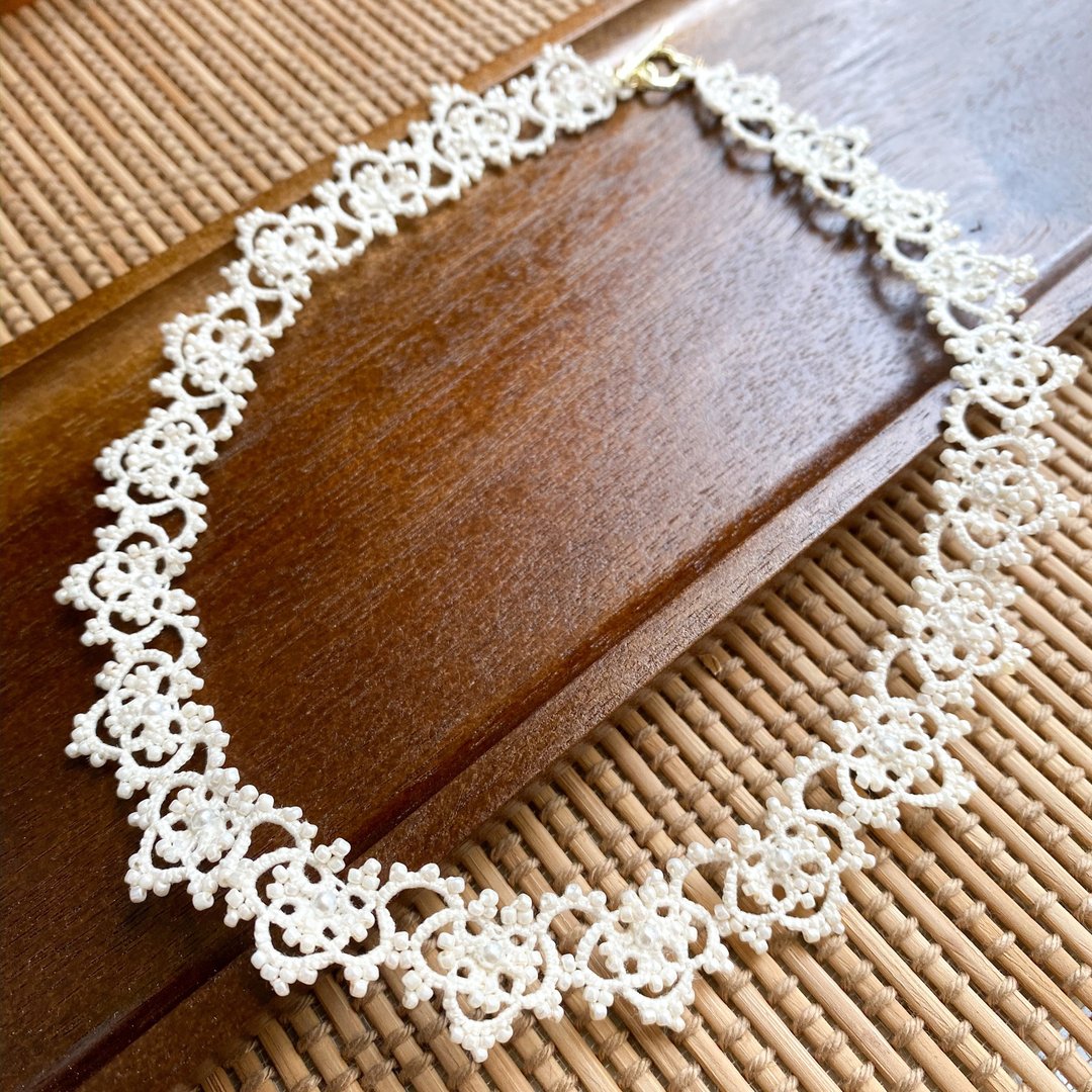 米白加珠梭织颈錬 Tatting Necklace 项链 颈链 颈 - 项链 - 棉 白色