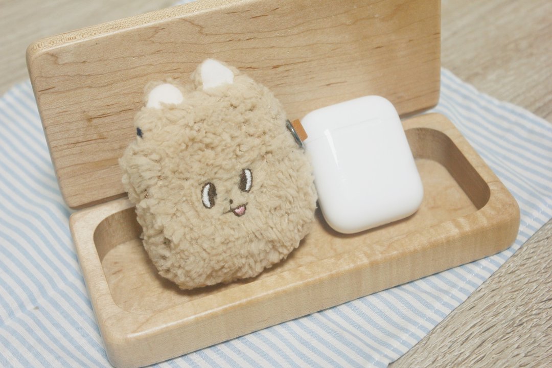 怪怪的小表情 / Airpods(第2代) /褐色款 - 耳机收纳 - 棉 多色