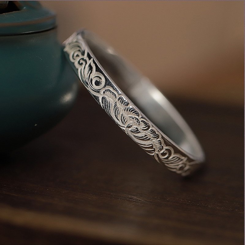 手工阴刻半雕花纯银牡丹花手环 - 手链/手环 - 纯银 银色