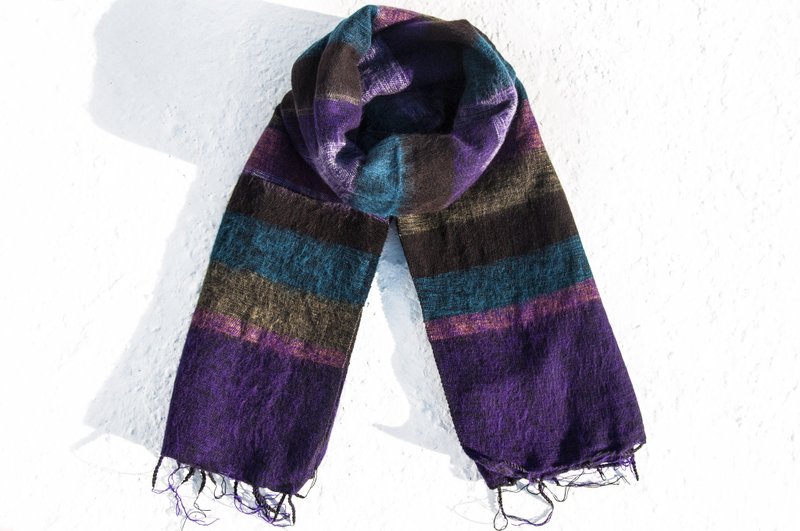 情人节礼物 母亲节礼物 限量一件 民族风羊毛披巾 / boho羊毛针织围巾 / 羊毛手织围巾 / 针织羊毛披巾 / 羊毛盖毯- 摩洛哥色彩 简约时尚 紫色薰衣草 - 丝巾 - 羊毛 多色