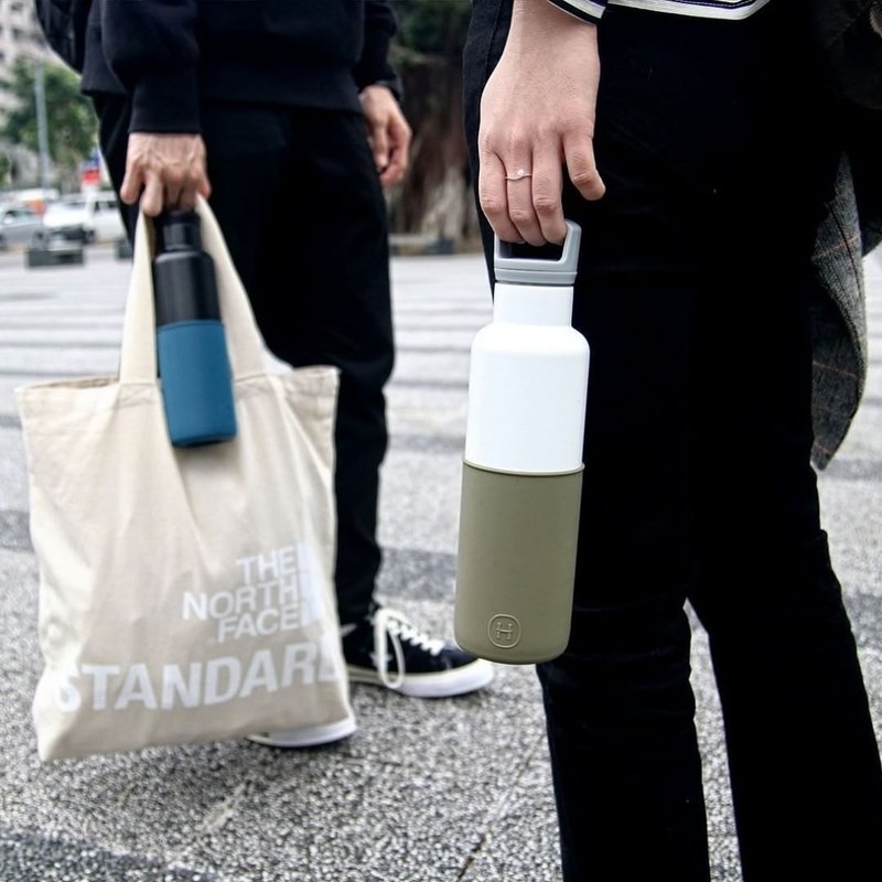 【组合】黑白双瓶组合590ml | 海藻绿-白瓶 + 海军蓝-黑瓶 - 水瓶/水壶 - 其他金属 多色