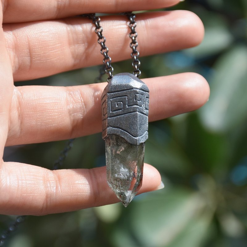 纯银镶嵌异像幽灵水晶柱配绳吊坠项链 - 项链 - 水晶 银色