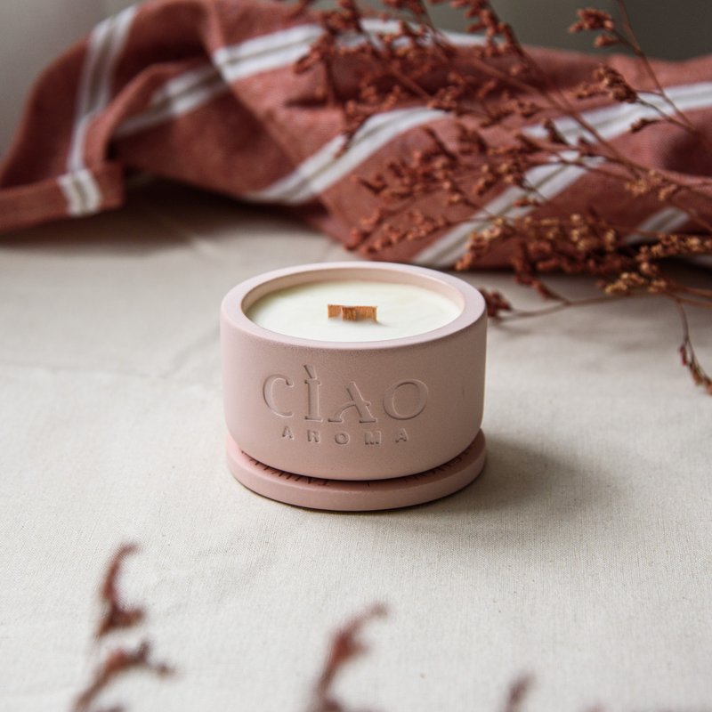 No.022 花香木质调手工水泥天然植物香氛精油蜡烛 - 香薰/精油/线香 - 水泥 粉红色