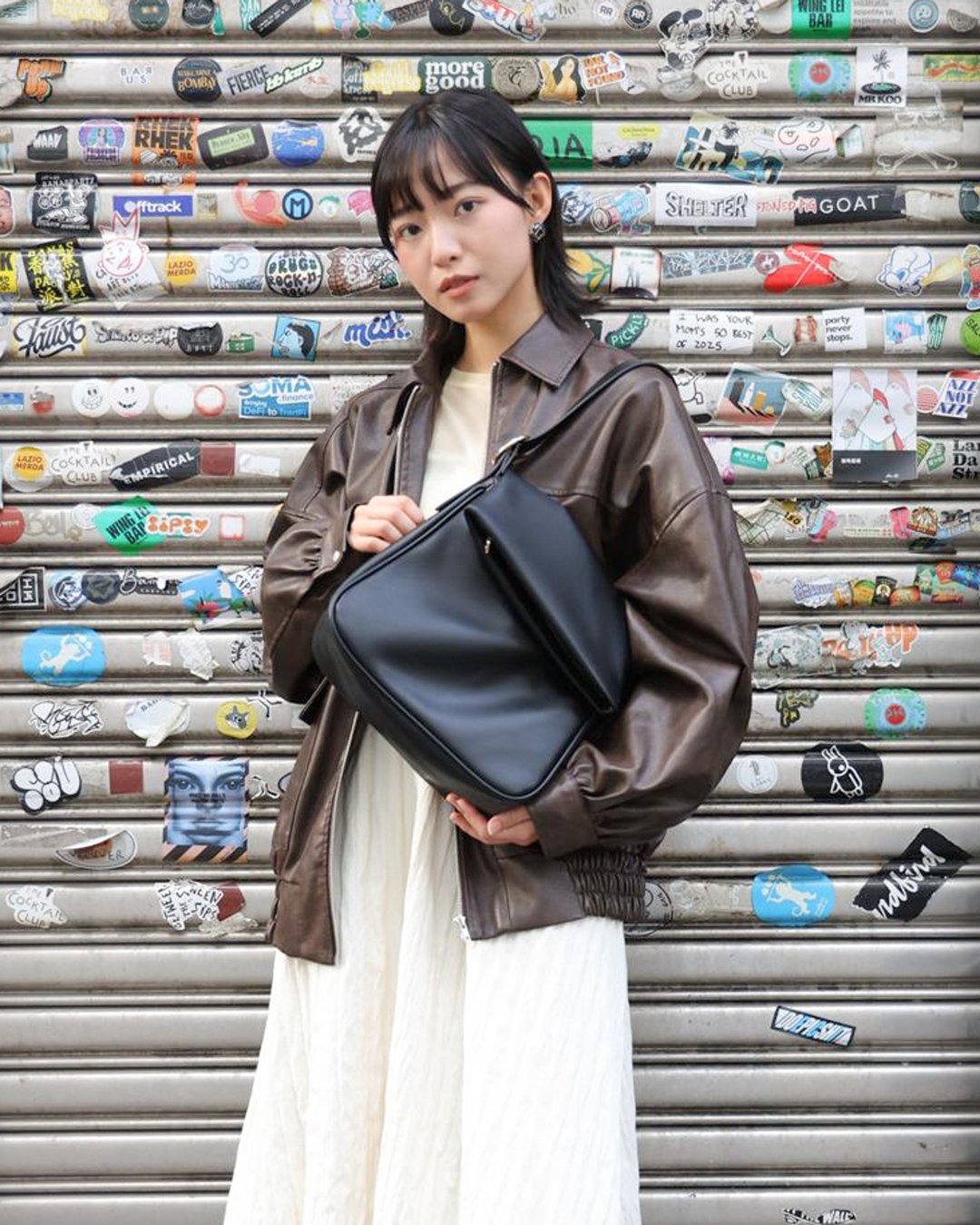 Sally 慵懒感 长短带两用袋 大容量 平板袋 斜背 上肩袋 黑色 - 电脑包 - 人造皮革 黑色