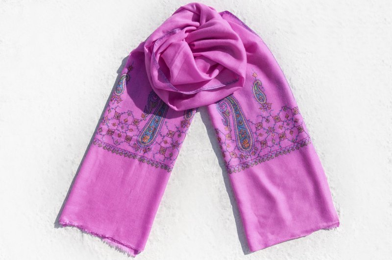 喀什米尔Cashmere/羊绒围巾/纯羊毛围巾披巾/戒指绒披肩 圣诞节礼物 交换礼物 母亲节 父亲节-刺绣花朵 - 围巾/披肩 - 羊毛 多色