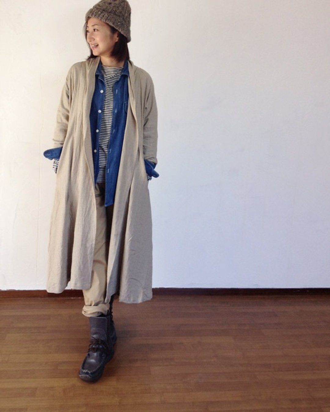 Slab linen 100% Raglan sleeve drape robe coat beige - 女装西装外套/风衣 - 棉 