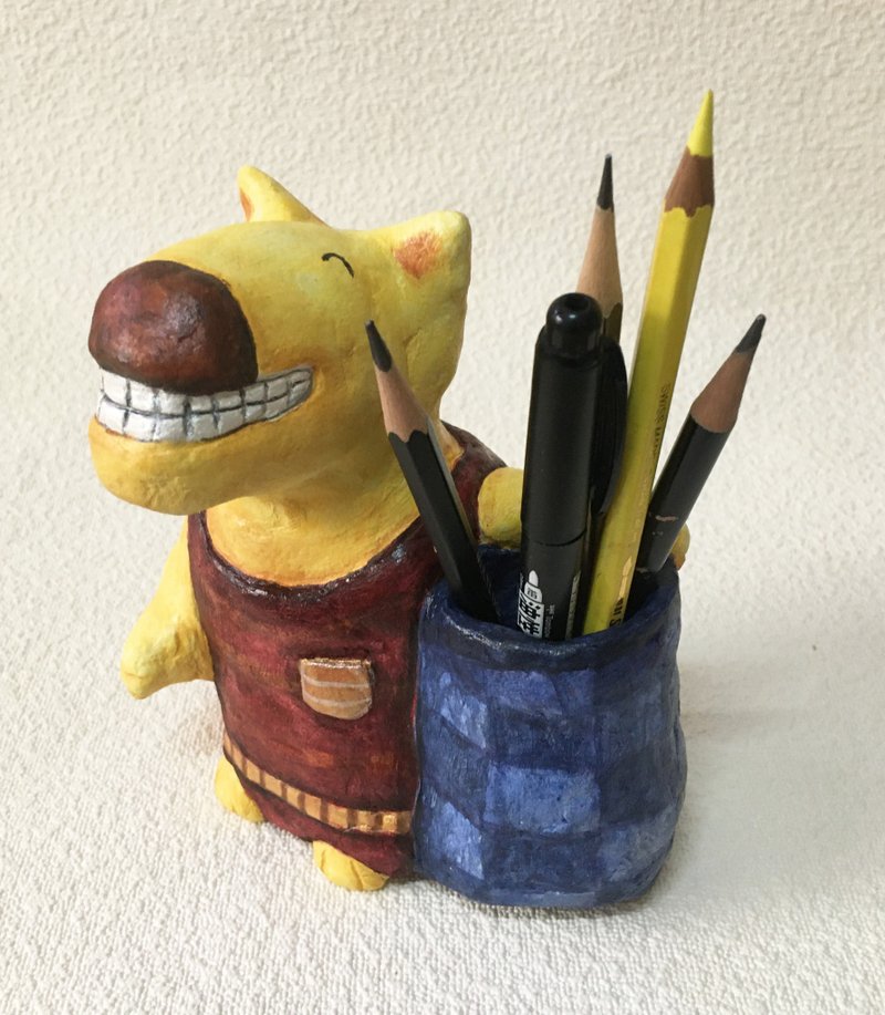 Handcraft doll for pencil and pen / Mr. Smile dog - 摆饰 - 环保材料 黄色