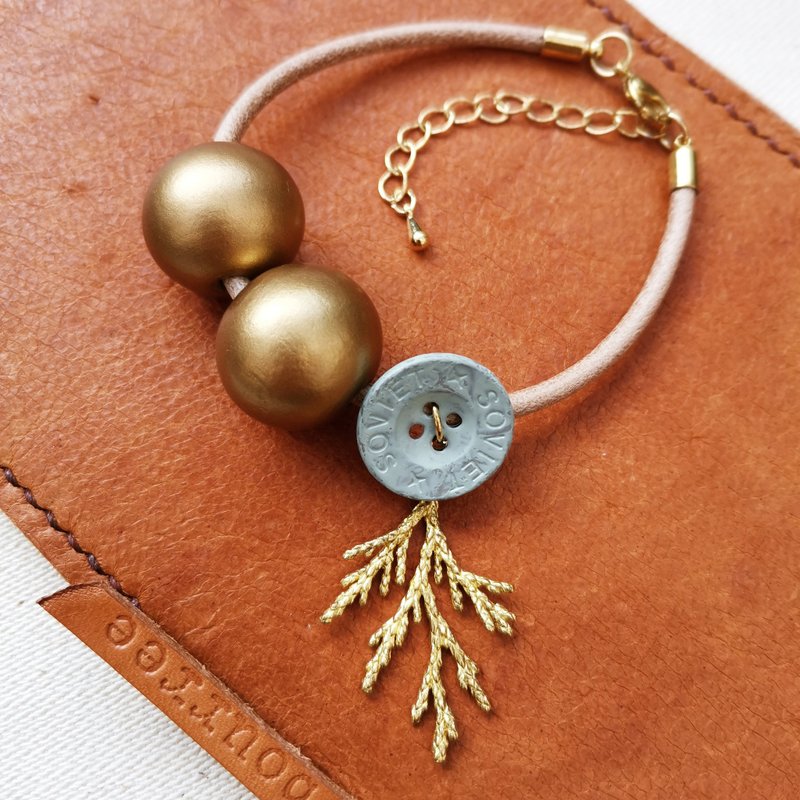 风落形物 皮革手链 针叶 - 手链/手环 - 铜/黄铜 金色
