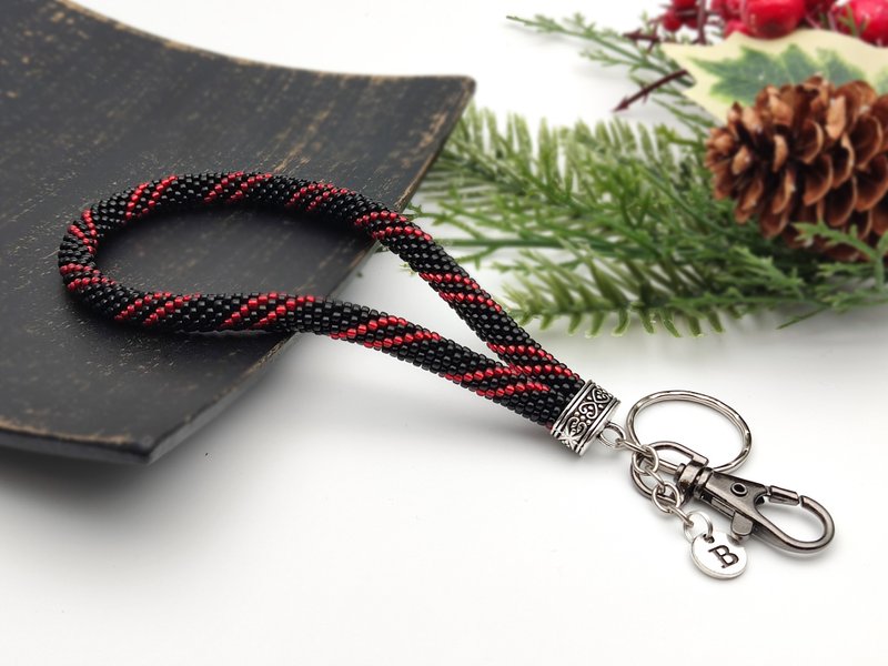 Diy kit wristlet keychain, Diy key wrist strap, Diy kit lanyard for keys - 金工/饰品 - 玻璃 黑色