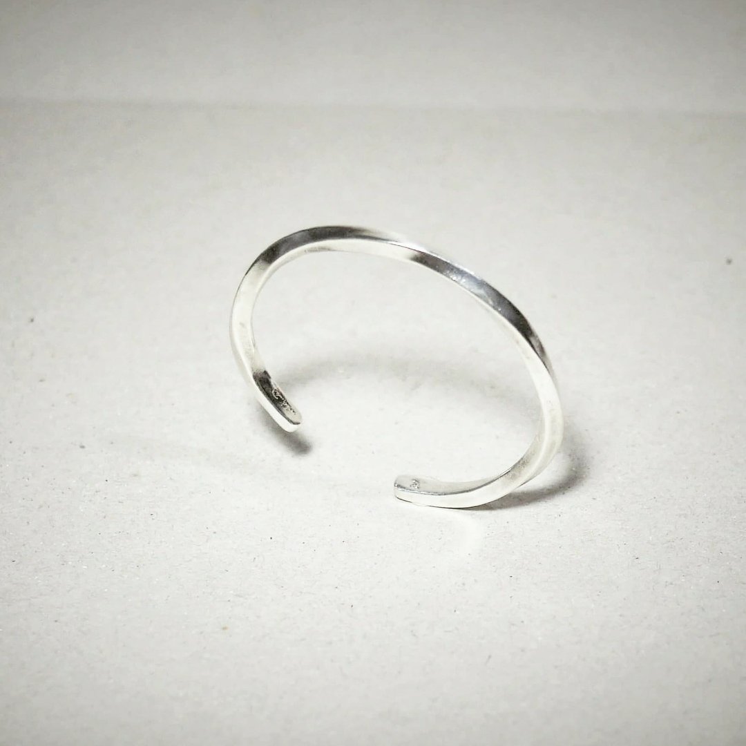 简约扭转 925银手环 Concise —twist silver cuff Bracelet - 手链/手环 - 其他金属 银色