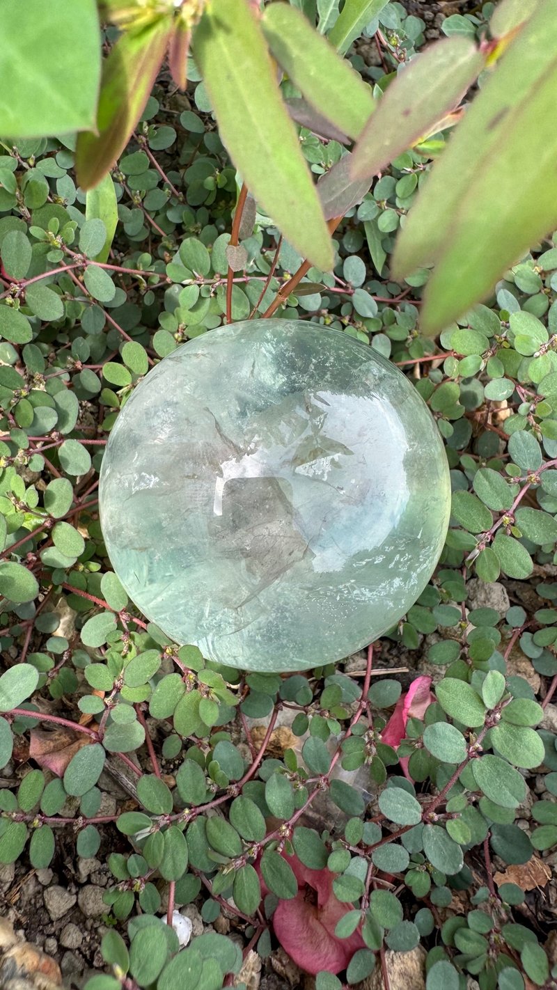 黑胶花绿萤石、绿萤石、黑胶花、萤石球 - 摆饰 - 水晶 绿色