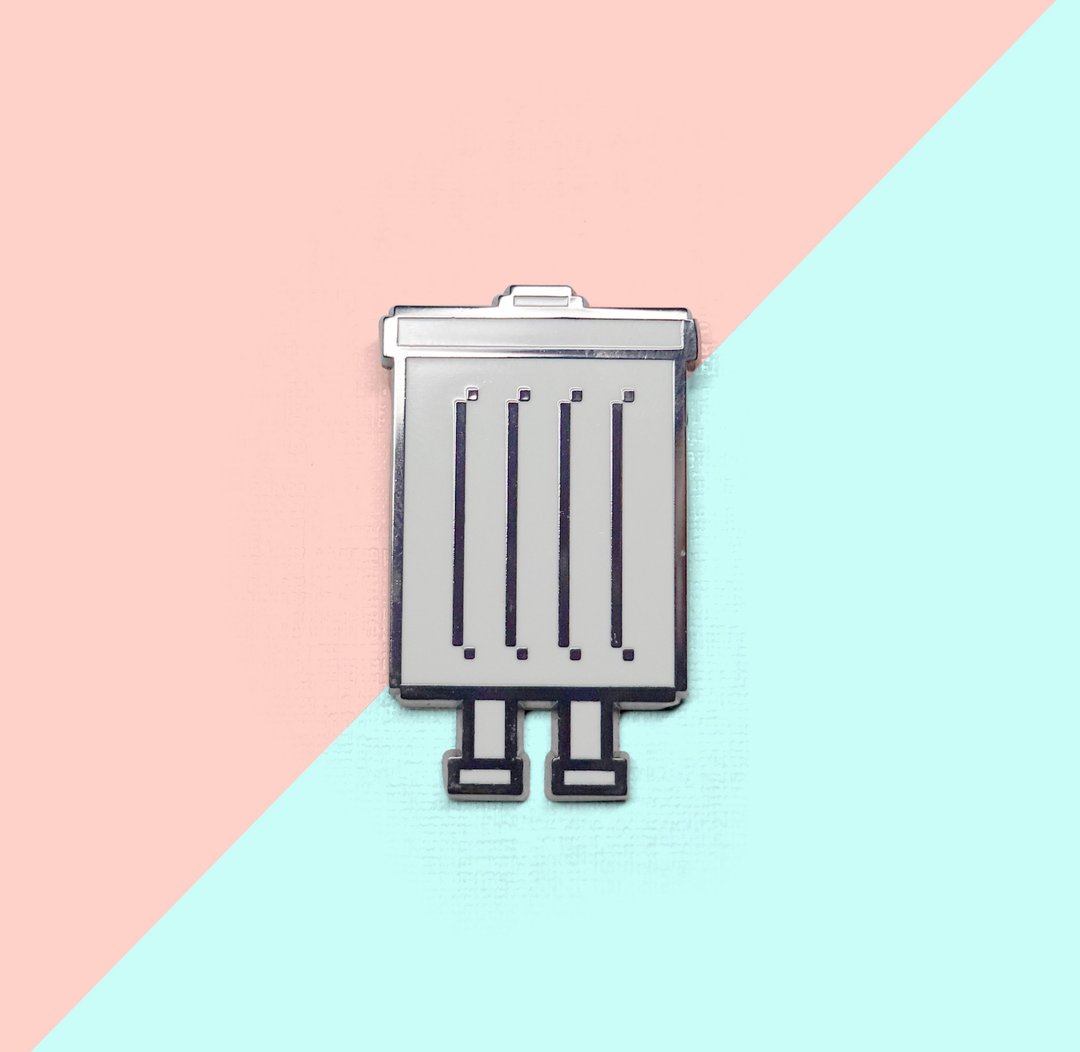 Trashbot 胸针 (襟章) - 胸针 - 其他金属 白色