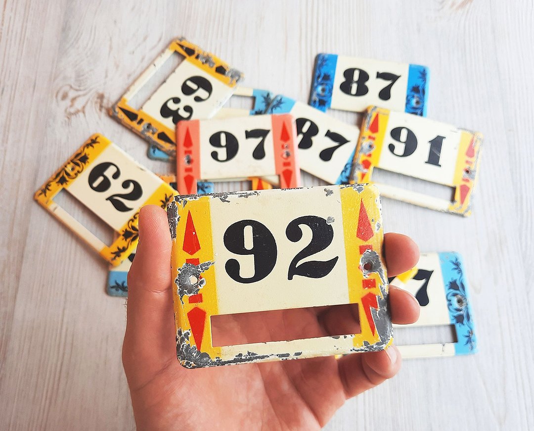 Apartment number door sign 91 - Ninety two address number plaque vintage - 门帘/门牌 - 其他金属 