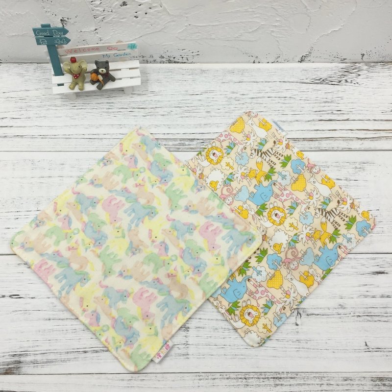 G16-手感柔软纱布手帕(六层纱布) 双面图案 黑猫足迹&牛仔点点 - 围嘴/口水巾 - 棉．麻 