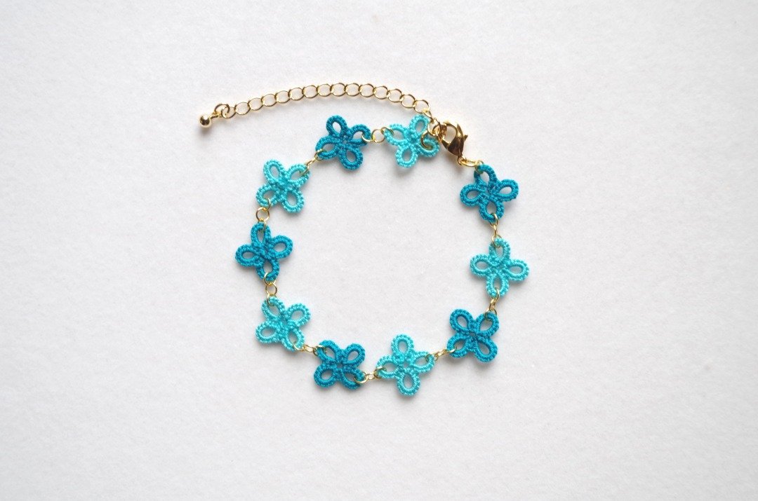 Tatting lace floret bracelet - peacock blue - 手链/手环 - 棉 蓝色