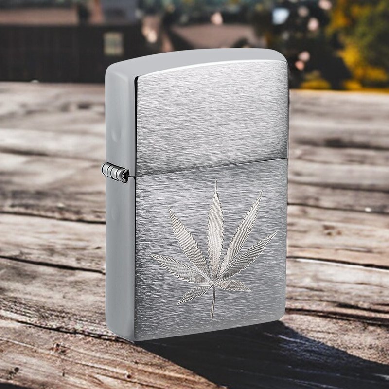 【ZIPPO官方旗舰店】拉丝银大麻叶防风打火机 29587 - 其他 - 铜/黄铜 银色