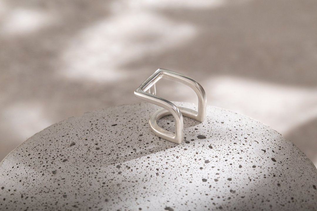 E&S 执拗与白眼 任性_方 耳扣 Willful EarCuff - 耳环/耳夹 - 纯银 银色