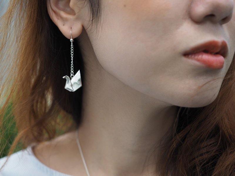 Origami Swan earrings silver 99.9 - 耳环/耳夹 - 银 银色