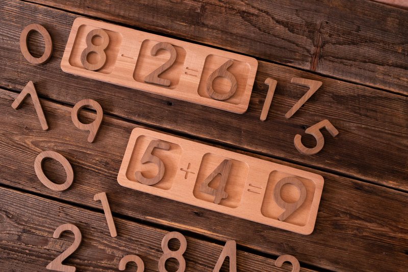 加减法游戏（22件-木质），蒙特梭利玩具 - 玩具/玩偶 - 木头 咖啡色