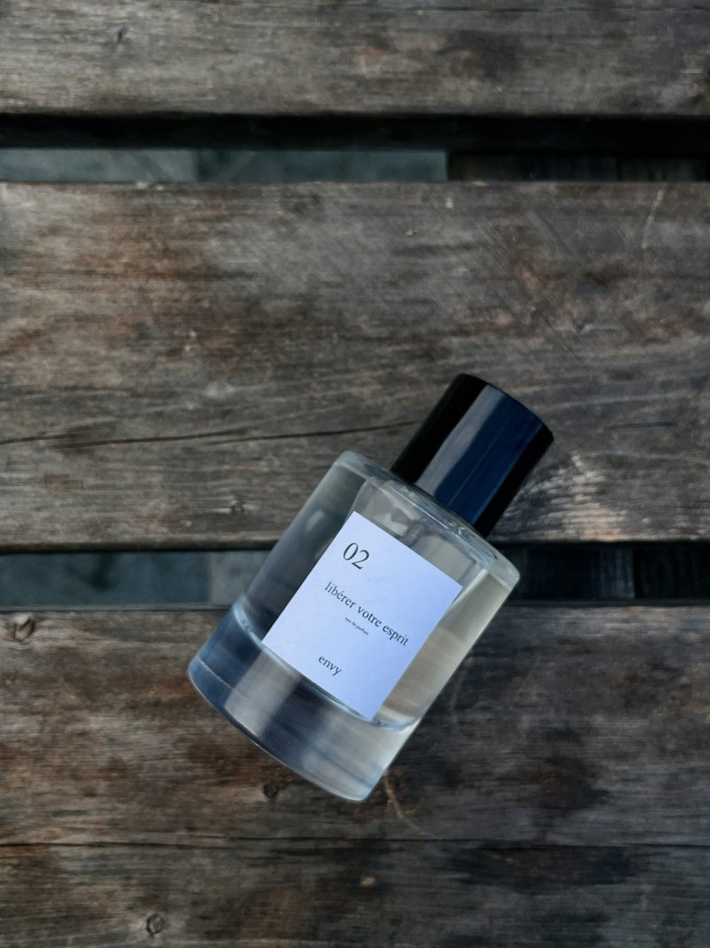 | 沉香木调 | 02 libérer votre esprit 释放灵魂香水 50ml - 香水/香膏 - 其他材质 