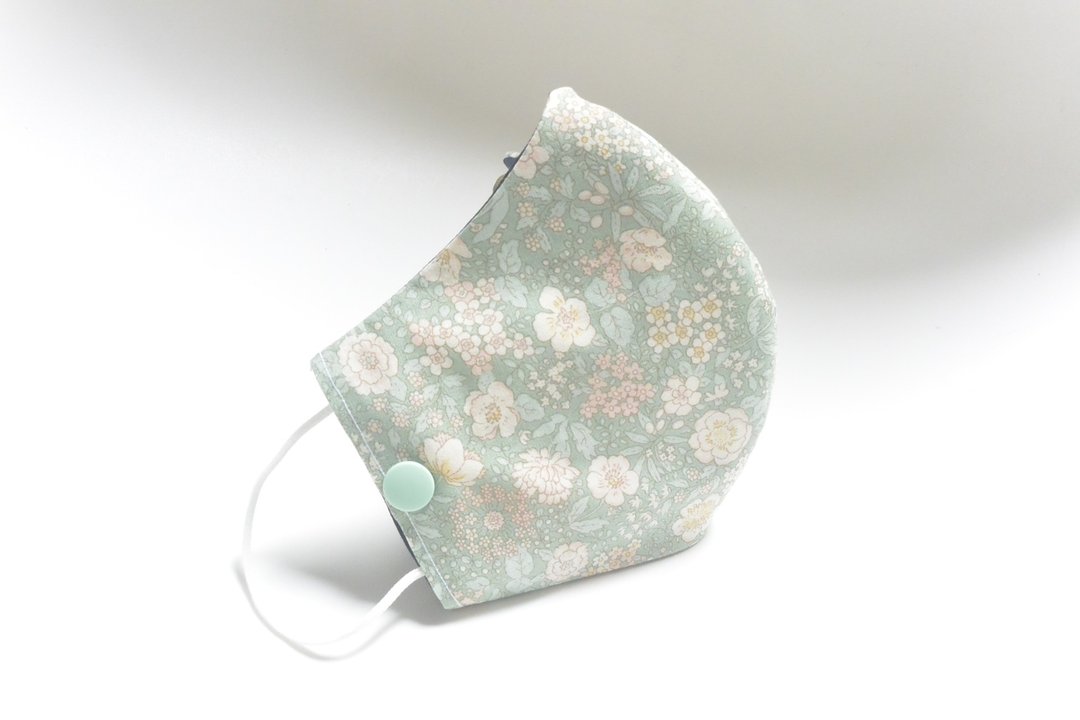 手作立体口罩套 - 绿碎花 - 口罩 - 棉．麻 绿色