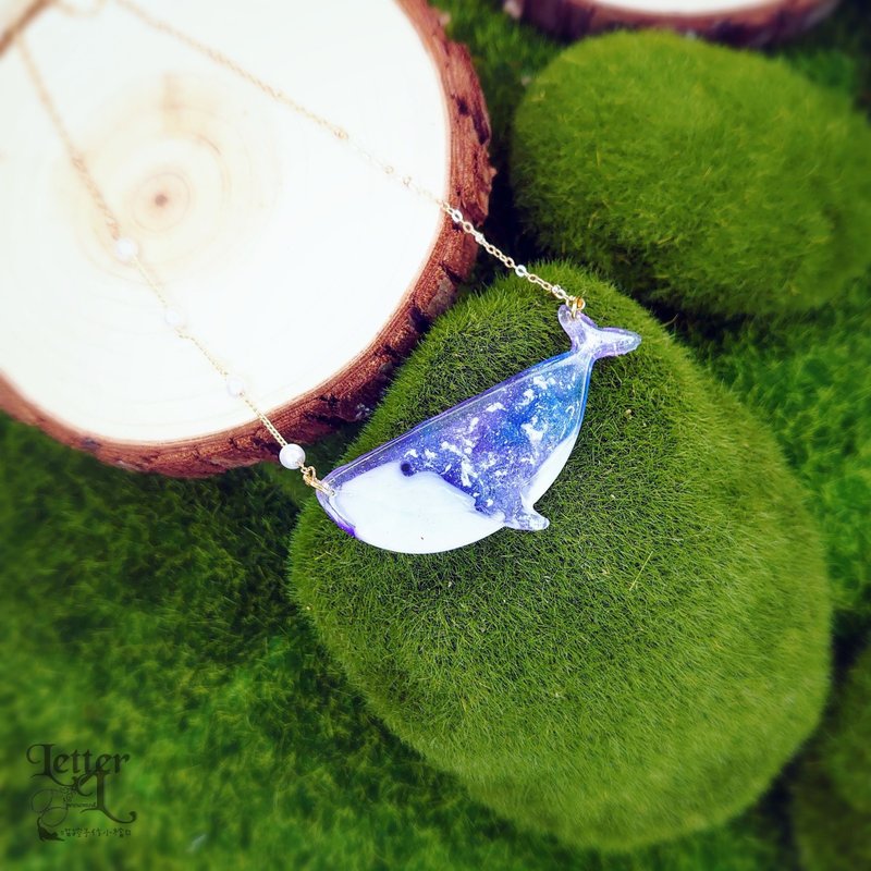 天空鲸鱼拼珍珠泡泡项链 渐变蓝紫色 - 项链 - 树脂 