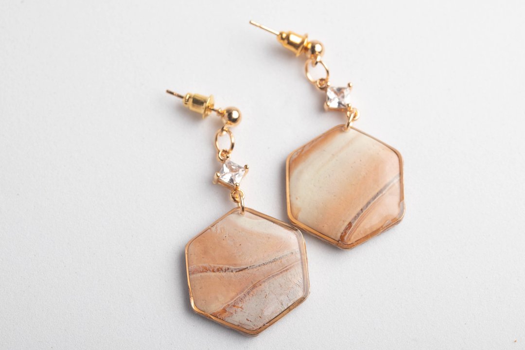Polymer Clay Earrings  handmade | modern jewelry | simple jewelry - 耳环/耳夹 - 塑料 卡其色