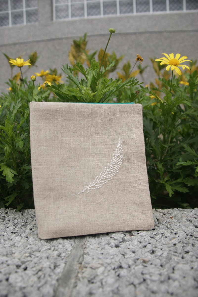 手工缝制羽毛口罩袋或卫生棉袋 - 其他 - 棉．麻 卡其色