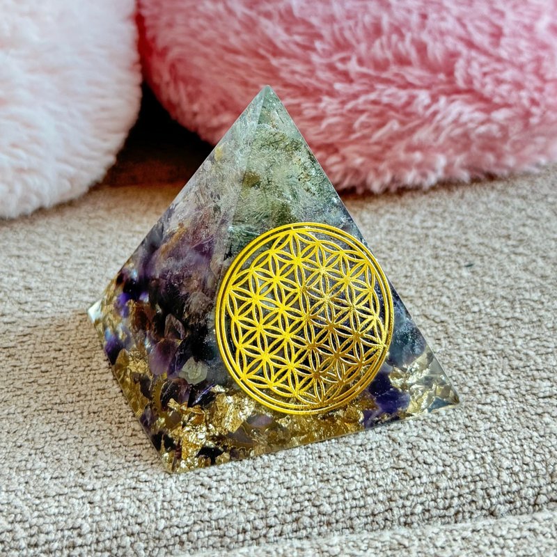 【绿碧玺+超级七+紫水晶】奥根能量塔Orgonite (6cm/5cm) - 摆饰 - 水晶 