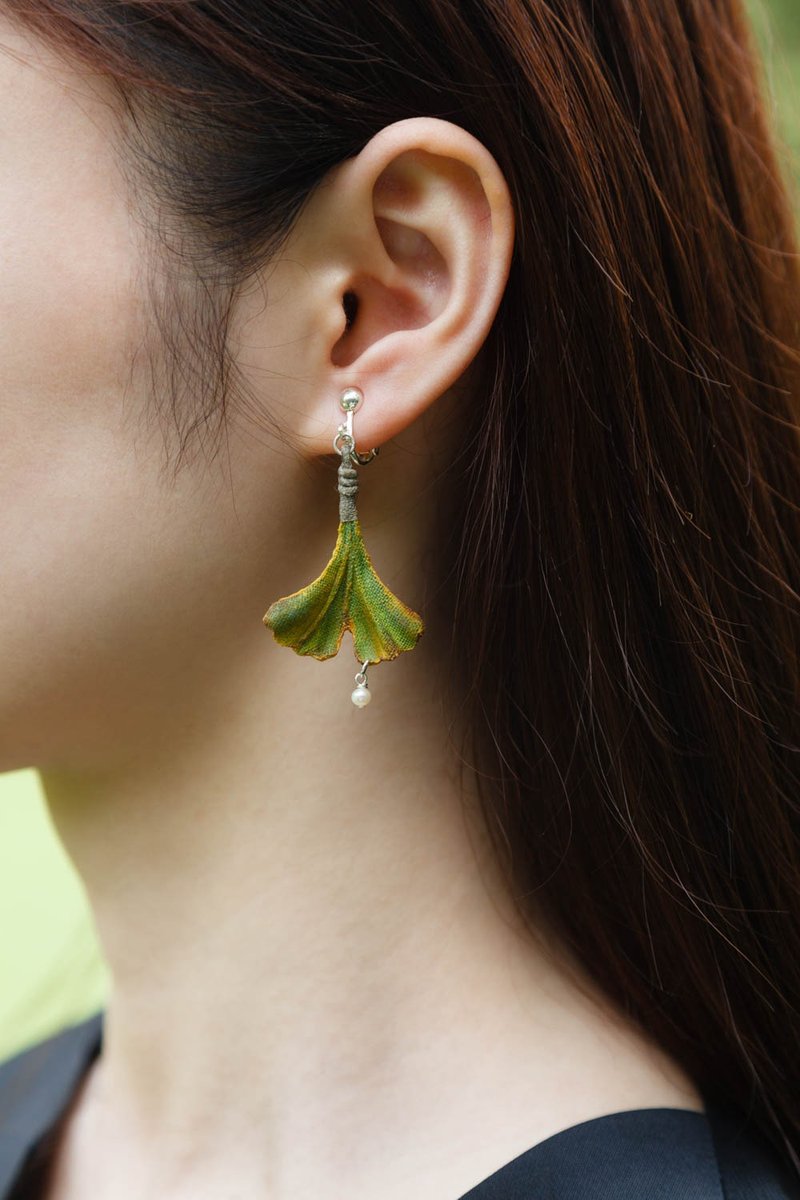 银杏 耳环 手作布花 植物 设计 原创 - 耳环/耳夹 - 棉．麻 